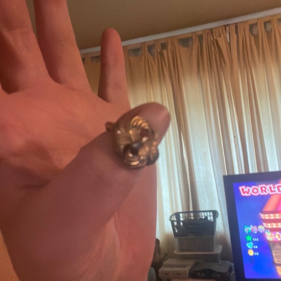 Ring - Picture 1 of 1